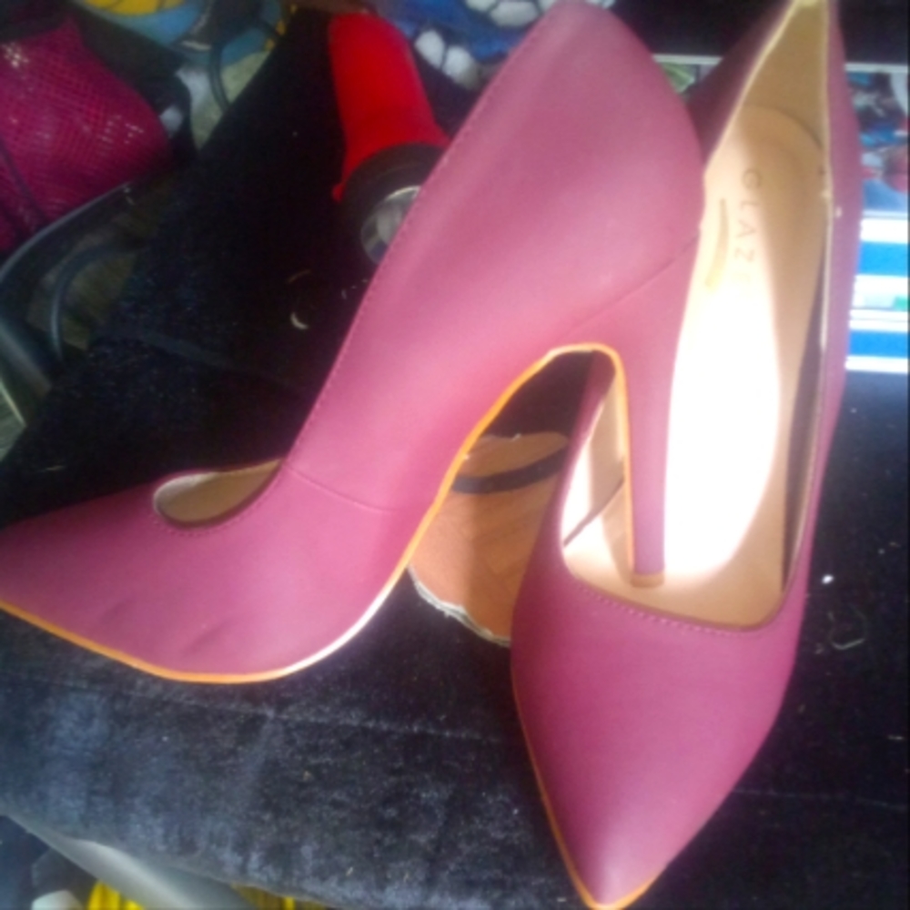 Size 7.5 glaze brand heals